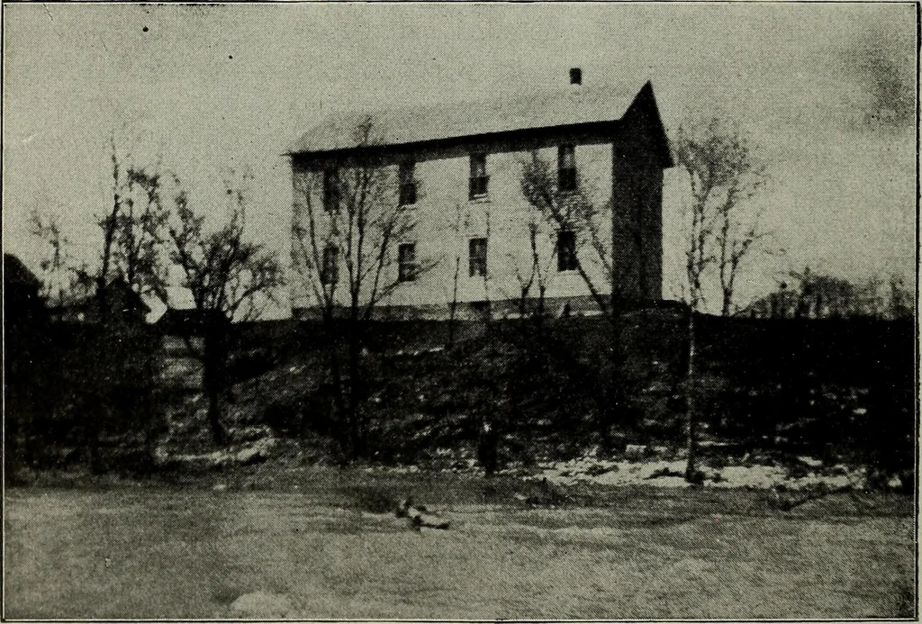 An illustration from Ohio archæological and historical quarterly, 1887, leaf 183