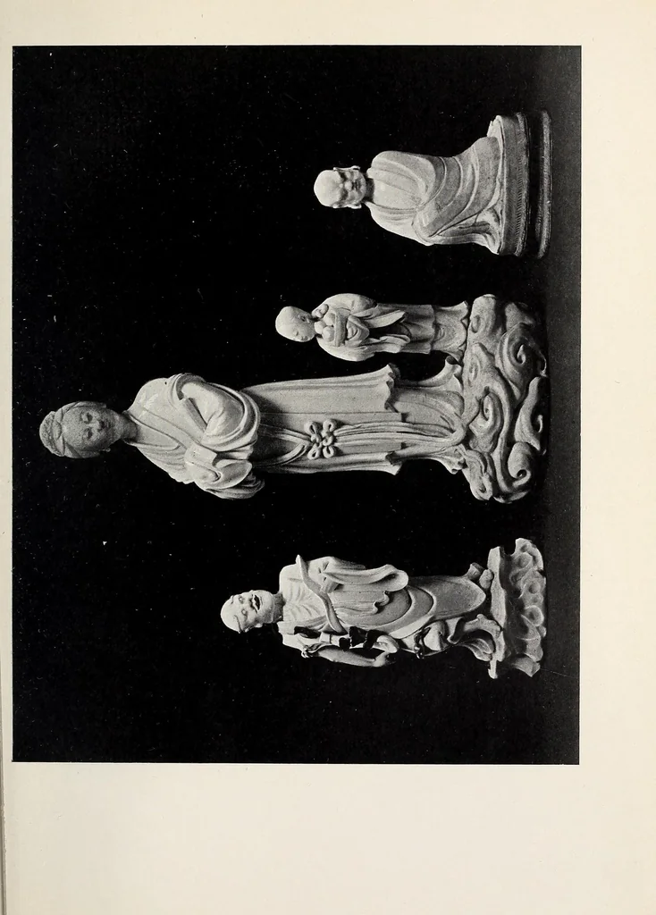 An illustration from Old Chinese porcelain, 1909, leaf 63