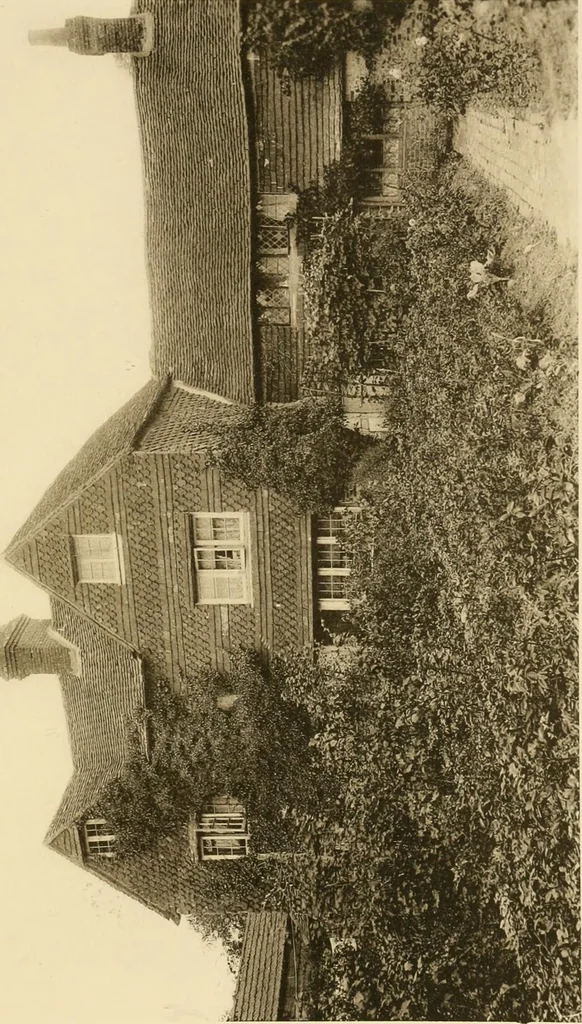 An illustration from Old cottages & farm-houses in Surrey / illustrated on one hundred collotype plates from photographs specially taken by W. Galsworthy Davie, with an introduction and numerous sketches by W. Curtis Green, 1908, leaf 118