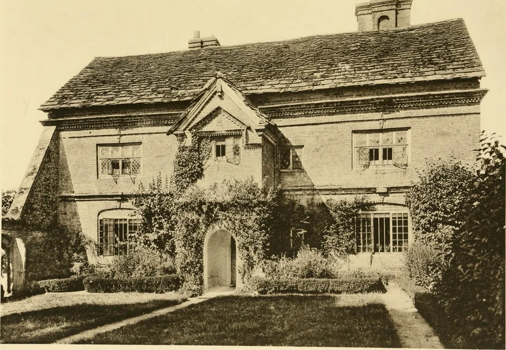 An illustration from Old cottages & farm-houses in Surrey / illustrated on one hundred collotype plates from photographs specially taken by W. Galsworthy Davie, with an introduction and numerous sketches by W. Curtis Green, 1908, leaf 124