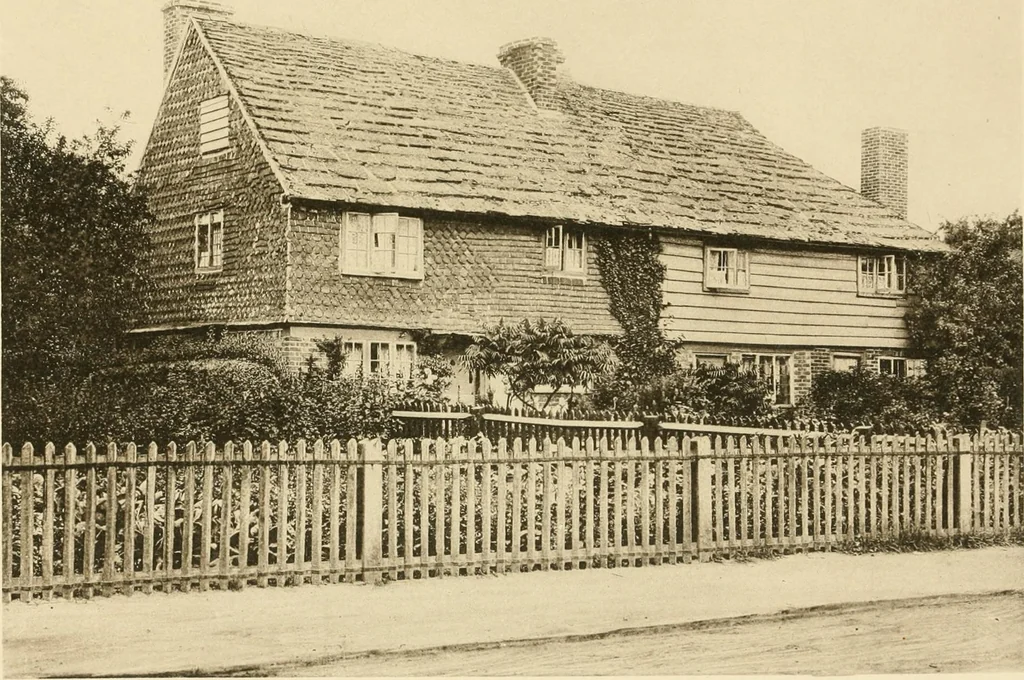 An illustration from Old cottages & farm-houses in Surrey / illustrated on one hundred collotype plates from photographs specially taken by W. Galsworthy Davie, with an introduction and numerous sketches by W. Curtis Green, 1908, leaf 192