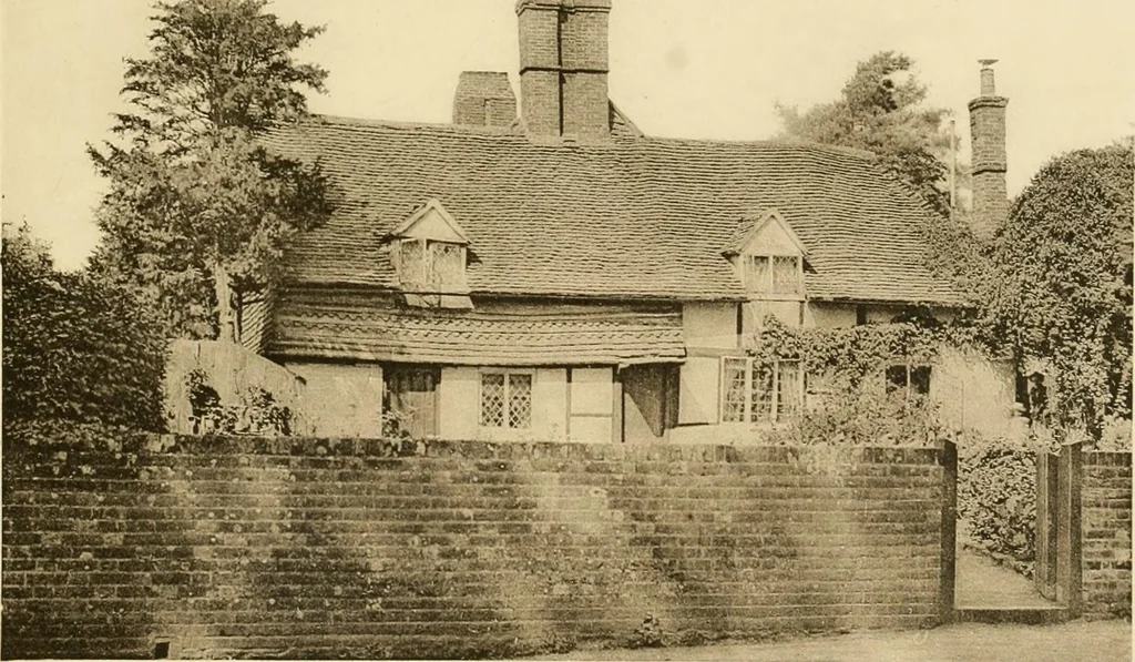 An illustration from Old cottages & farm-houses in Surrey / illustrated on one hundred collotype plates from photographs specially taken by W. Galsworthy Davie, with an introduction and numerous sketches by W. Curtis Green, 1908, leaf 198