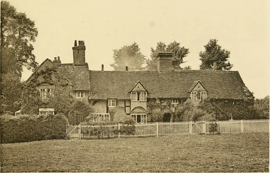 An illustration from Old cottages & farm-houses in Surrey / illustrated on one hundred collotype plates from photographs specially taken by W. Galsworthy Davie, with an introduction and numerous sketches by W. Curtis Green, 1908, leaf 204