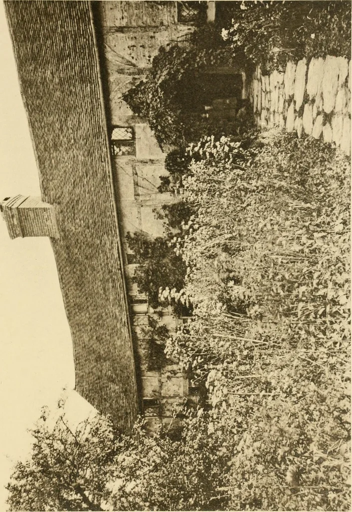 An illustration from Old cottages & farm-houses in Surrey / illustrated on one hundred collotype plates from photographs specially taken by W. Galsworthy Davie, with an introduction and numerous sketches by W. Curtis Green, 1908, leaf 206