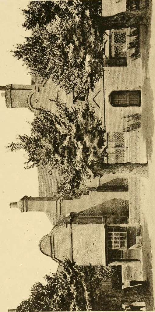 An illustration from Old cottages & farm-houses in Surrey / illustrated on one hundred collotype plates from photographs specially taken by W. Galsworthy Davie, with an introduction and numerous sketches by W. Curtis Green, 1908, leaf 220