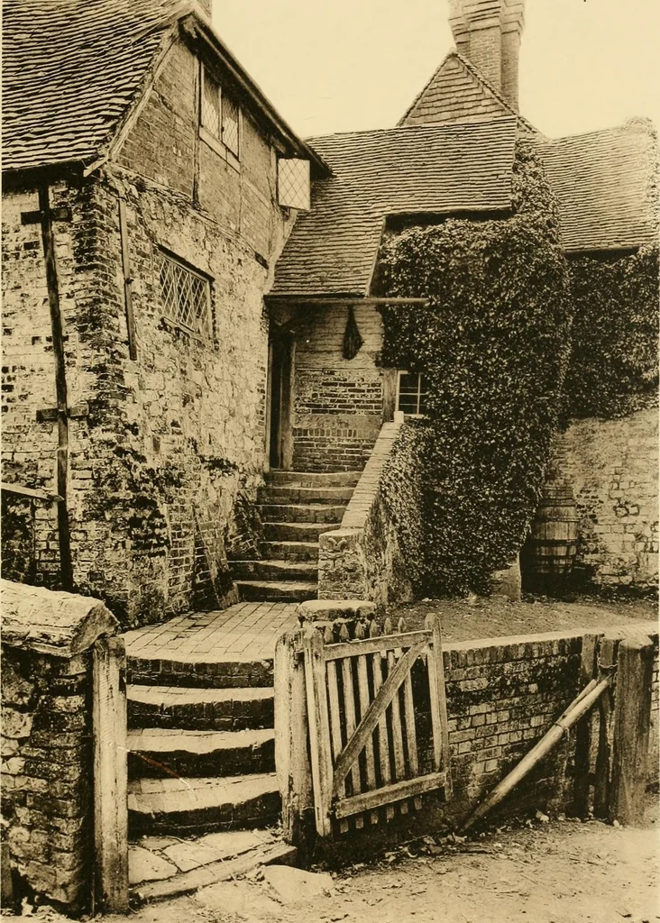 An illustration from Old cottages & farm-houses in Surrey / illustrated on one hundred collotype plates from photographs specially taken by W. Galsworthy Davie, with an introduction and numerous sketches by W. Curtis Green, 1908, leaf 226