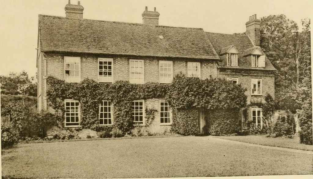 An illustration from Old cottages & farm-houses in Surrey / illustrated on one hundred collotype plates from photographs specially taken by W. Galsworthy Davie, with an introduction and numerous sketches by W. Curtis Green, 1908, leaf 266