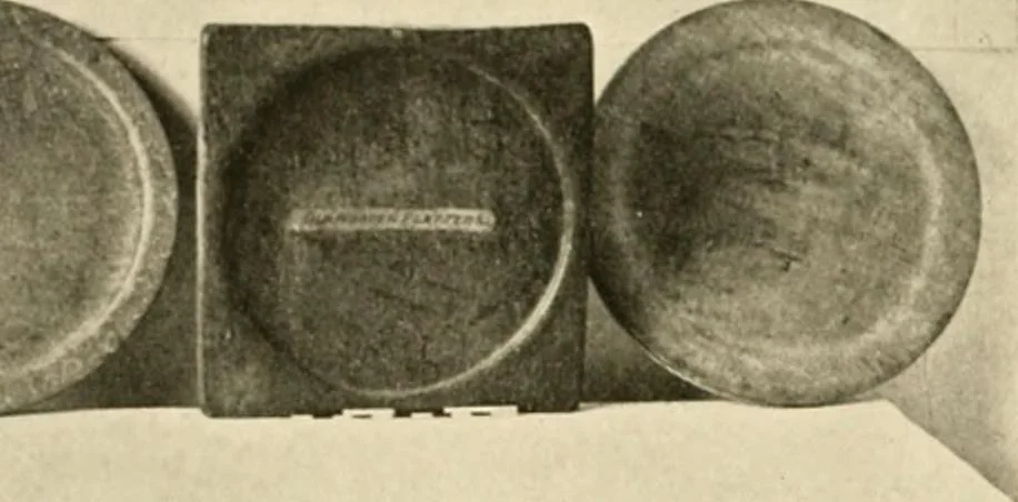 An illustration from Old cottages & farm-houses in Surrey / illustrated on one hundred collotype plates from photographs specially taken by W. Galsworthy Davie, with an introduction and numerous sketches by W. Curtis Green, 1908, leaf 63