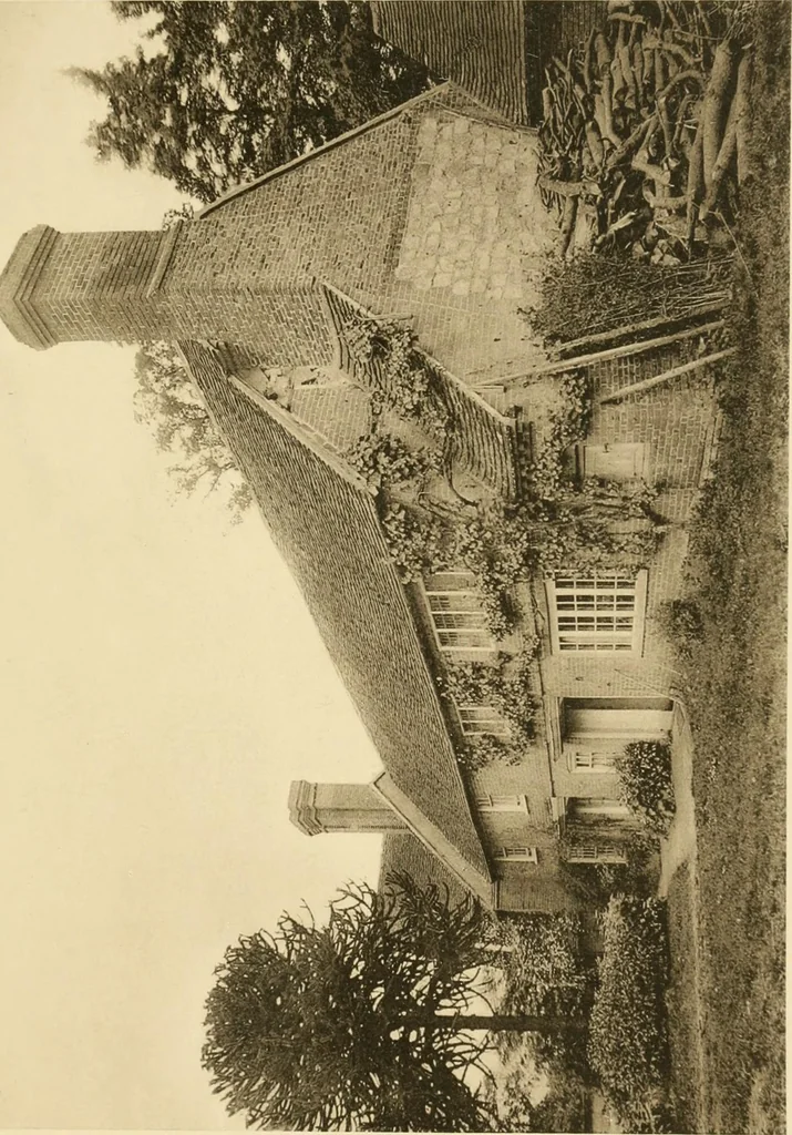 An illustration from Old cottages & farm-houses in Surrey / illustrated on one hundred collotype plates from photographs specially taken by W. Galsworthy Davie, with an introduction and numerous sketches by W. Curtis Green, 1908, leaf 96