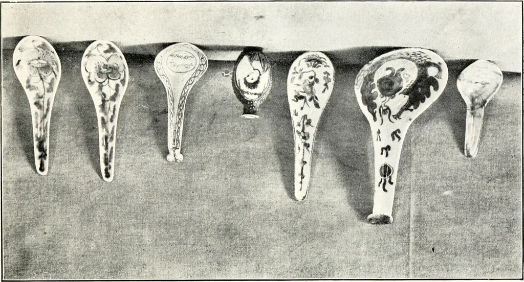 An illustration from Old Hyderabad China : (history, legend, and characteristics), 1916, leaf 96