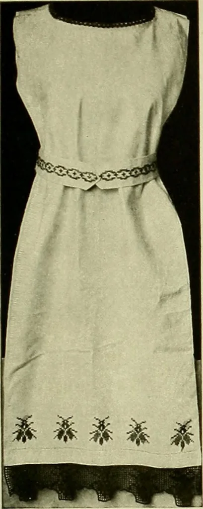 An illustration from Old and new designs in crochet work, 1900, leaf 32