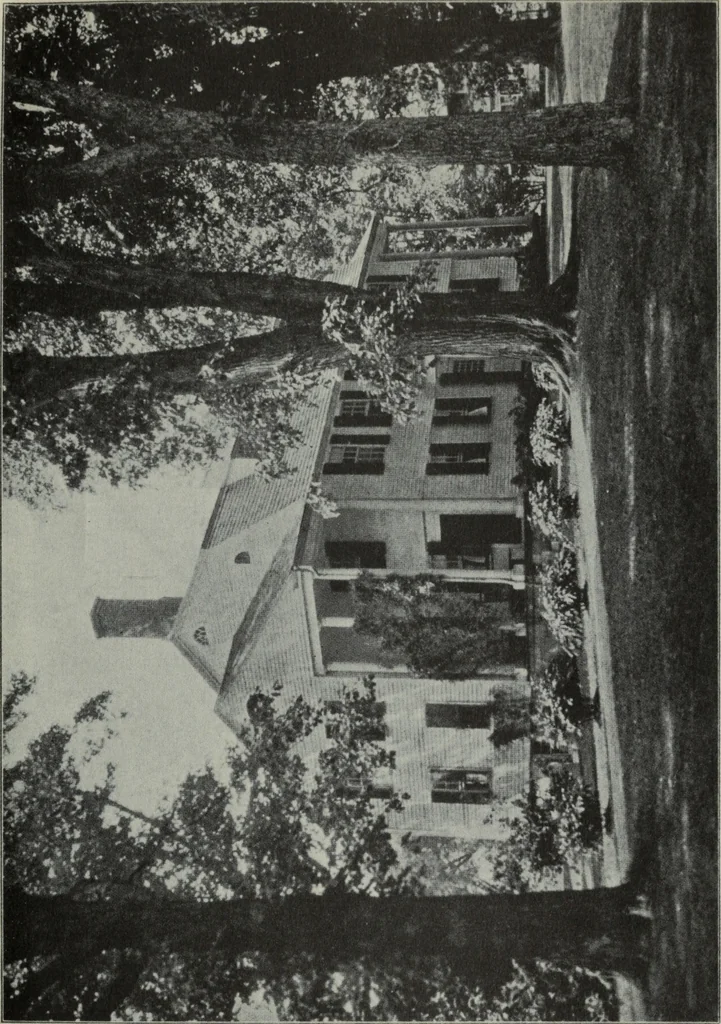 An illustration from Old New England houses, 1920, leaf 82