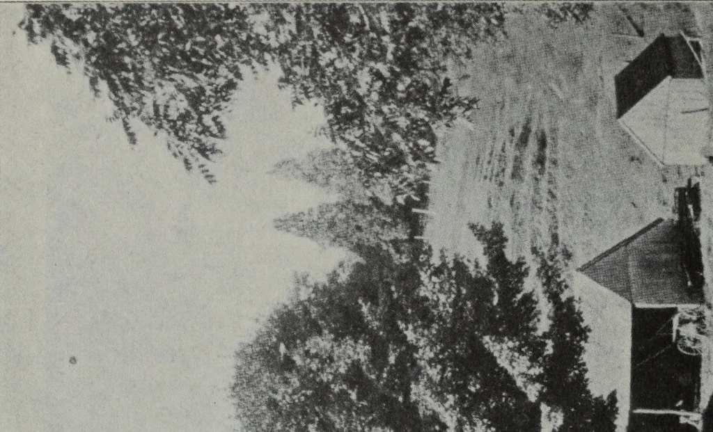 An illustration from Old New England houses, 1920, leaf 89