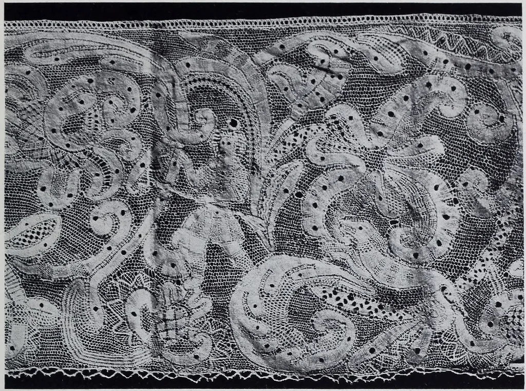An illustration from Old world lace; or, A guide for the lace lover, 1920, leaf 30