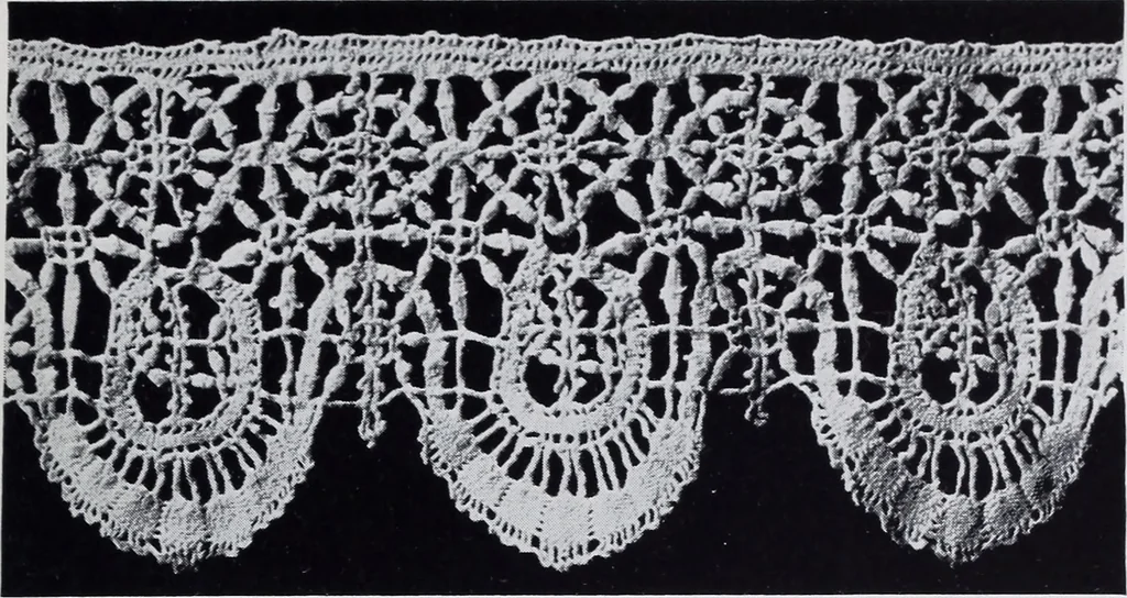 An illustration from Old world lace; or, A guide for the lace lover, 1920, leaf 32