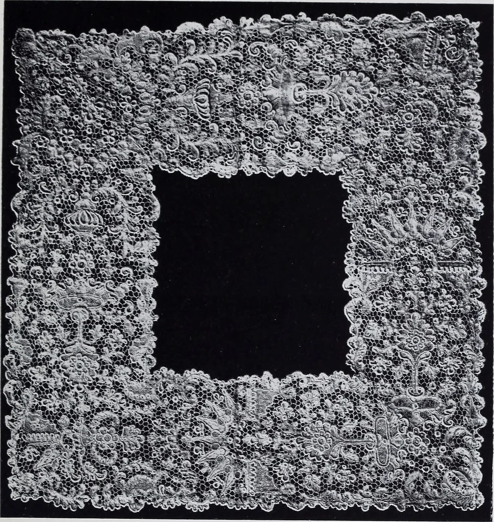 An illustration from Old world lace; or, A guide for the lace lover, 1920, leaf 58