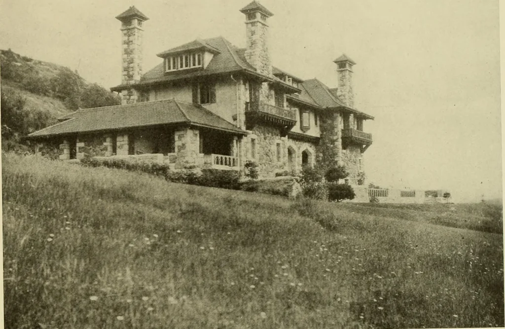 An illustration from One hundred country houses : modern American examples, 1909, leaf 122