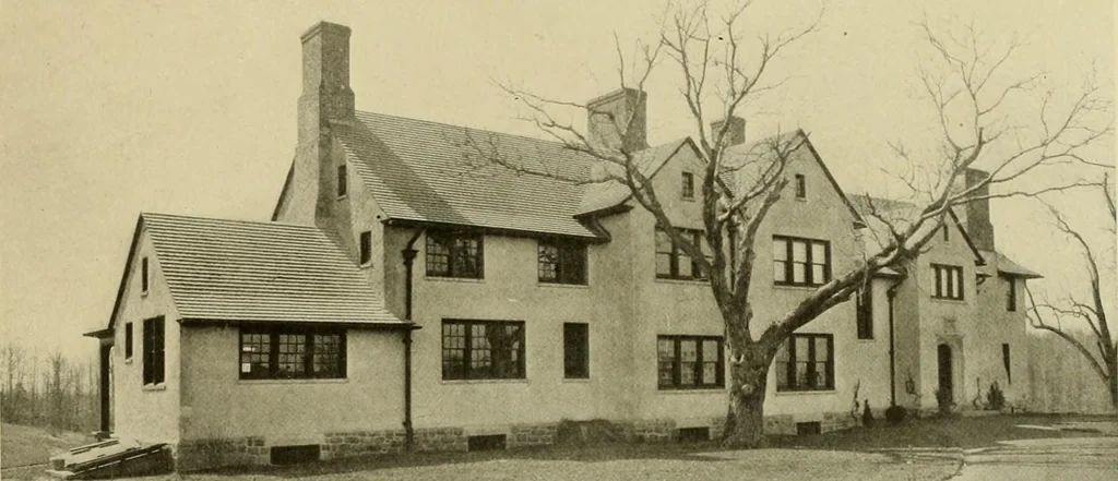An illustration from One hundred country houses : modern American examples, 1909, leaf 180