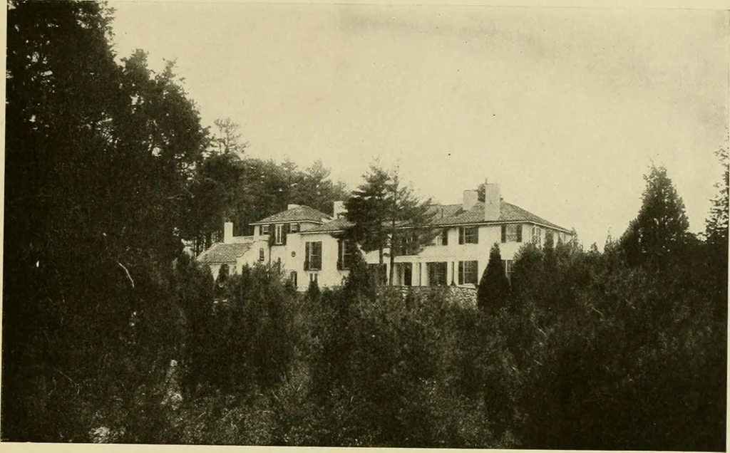 An illustration from One hundred country houses : modern American examples, 1909, leaf 194
