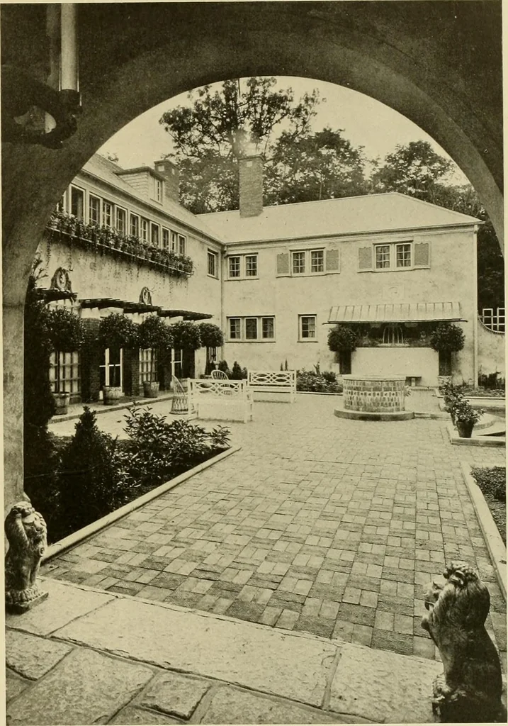 An illustration from One hundred country houses : modern American examples, 1909, leaf 208