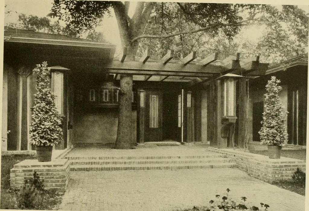 An illustration from One hundred country houses : modern American examples, 1909, leaf 222