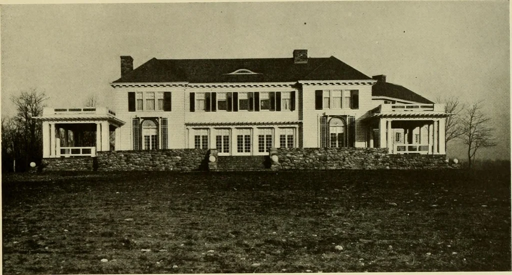 An illustration from One hundred country houses : modern American examples, 1909, leaf 68