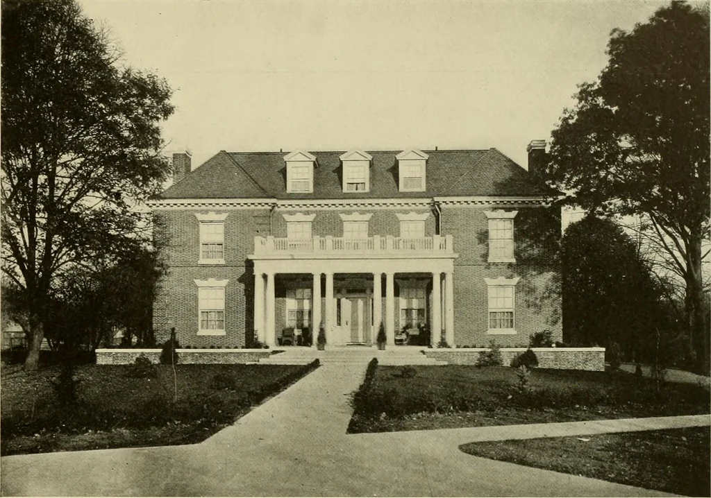 An illustration from One hundred country houses : modern American examples, 1909, leaf 70