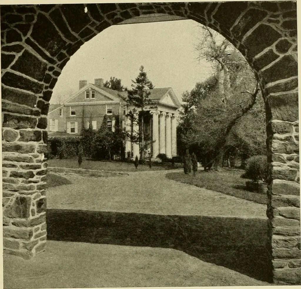 An illustration from One hundred country houses : modern American examples, 1909, leaf 78