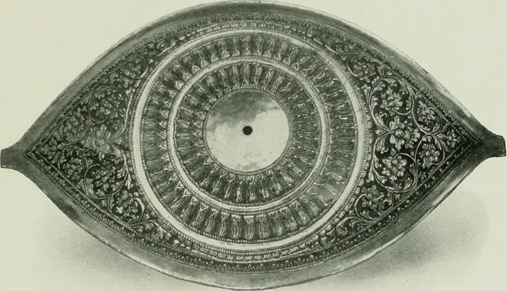 An illustration from Oriental silverwork, Malay and Chinese, with over 250 original illustrations; a handbook for connoisseurs, collectors, students and silversmiths, 1910, leaf 198