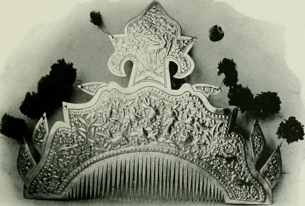 An illustration from Oriental silverwork, Malay and Chinese, with over 250 original illustrations; a handbook for connoisseurs, collectors, students and silversmiths, 1910, leaf 266