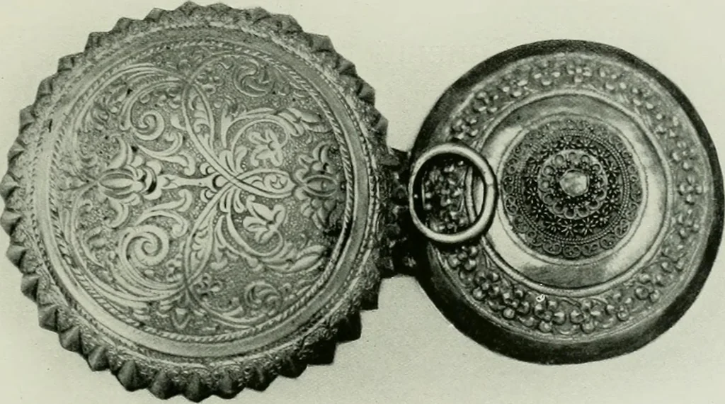 An illustration from Oriental silverwork, Malay and Chinese, with over 250 original illustrations; a handbook for connoisseurs, collectors, students and silversmiths, 1910, leaf 46