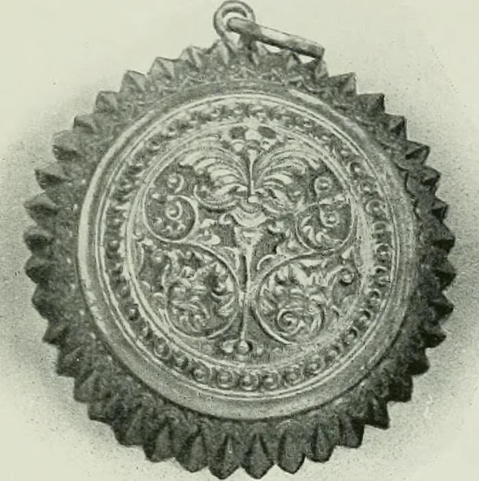An illustration from Oriental silverwork, Malay and Chinese, with over 250 original illustrations; a handbook for connoisseurs, collectors, students and silversmiths, 1910, leaf 54