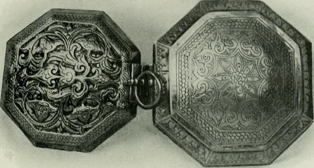 An illustration from Oriental silverwork, Malay and Chinese, with over 250 original illustrations; a handbook for connoisseurs, collectors, students and silversmiths, 1910, leaf 60