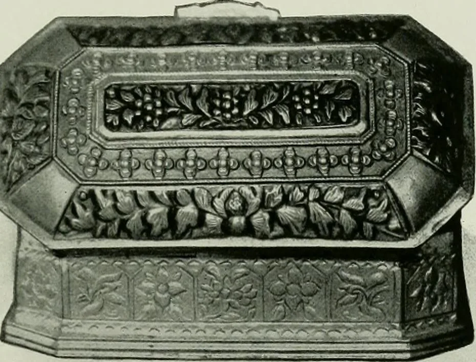 An illustration from Oriental silverwork, Malay and Chinese, with over 250 original illustrations; a handbook for connoisseurs, collectors, students and silversmiths, 1910, leaf 90