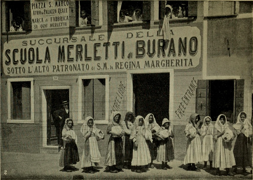 An illustration from Origines de la dentelle de Venise et l'ecole de Burano, 1907, leaf 10