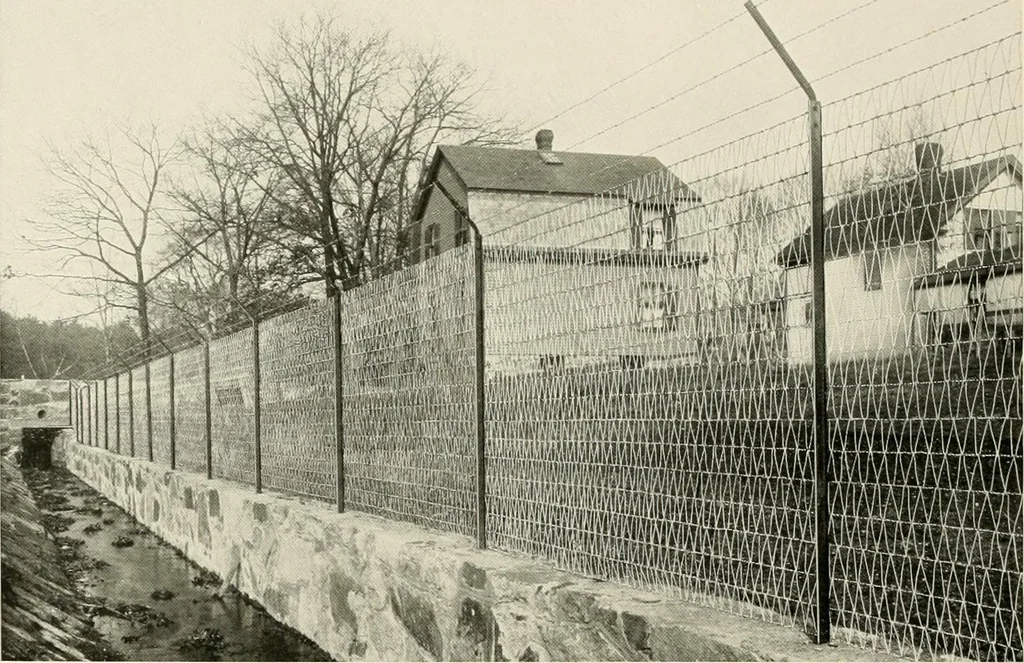 An illustration from Ornamental iron work : stairs, fire-escapes, marquises, gates, railings, grilles, fences., 1915, leaf 43