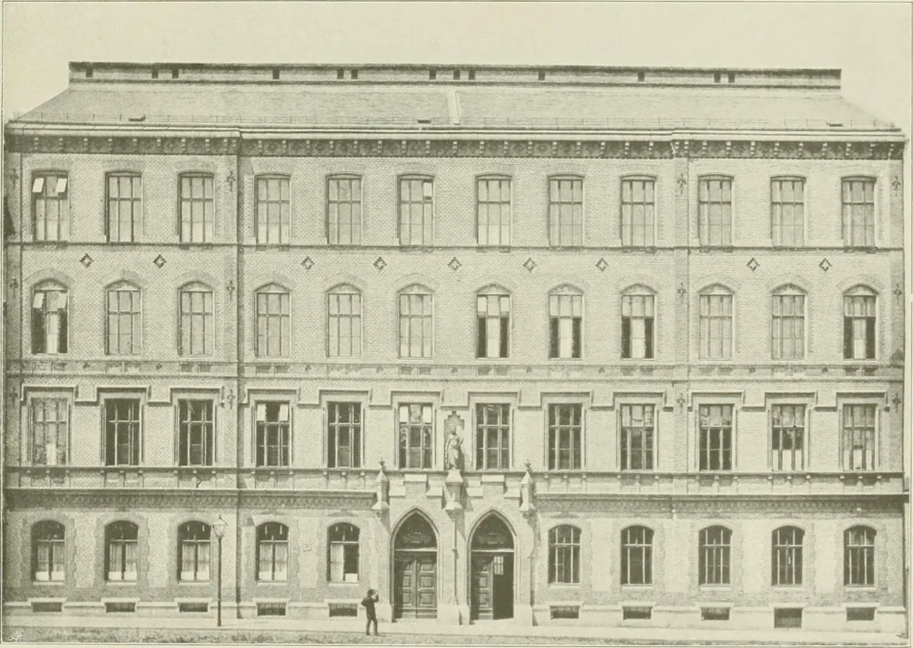 An illustration from Österreich auf der Internationalen Wissenschaftlichen und Gewerblichen Ausstellung 'Die Kinderwelt' in St. Petersburg, 1903/1904 : Bericht der Österr. Kommission, 1904, leaf 138