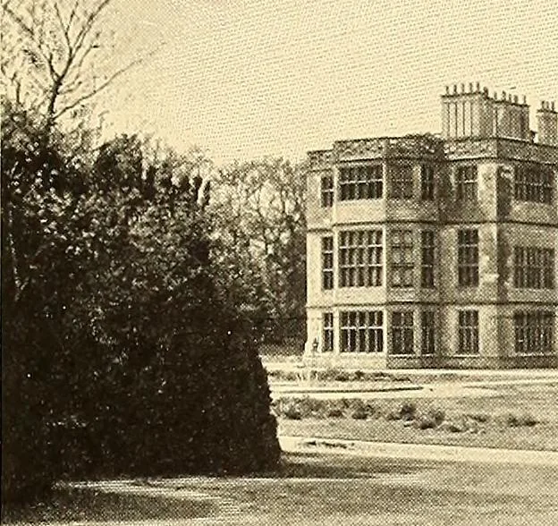 An illustration from Other famous homes of Great Britain and their stories, 1902, leaf 238