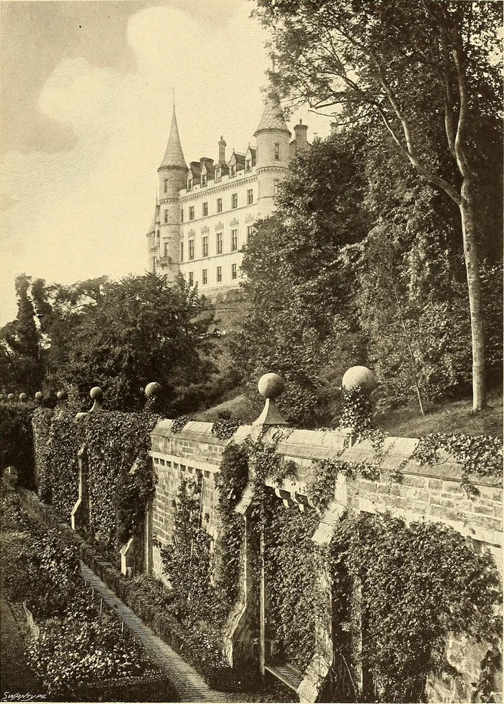 An illustration from Other famous homes of Great Britain and their stories, 1902, leaf 254