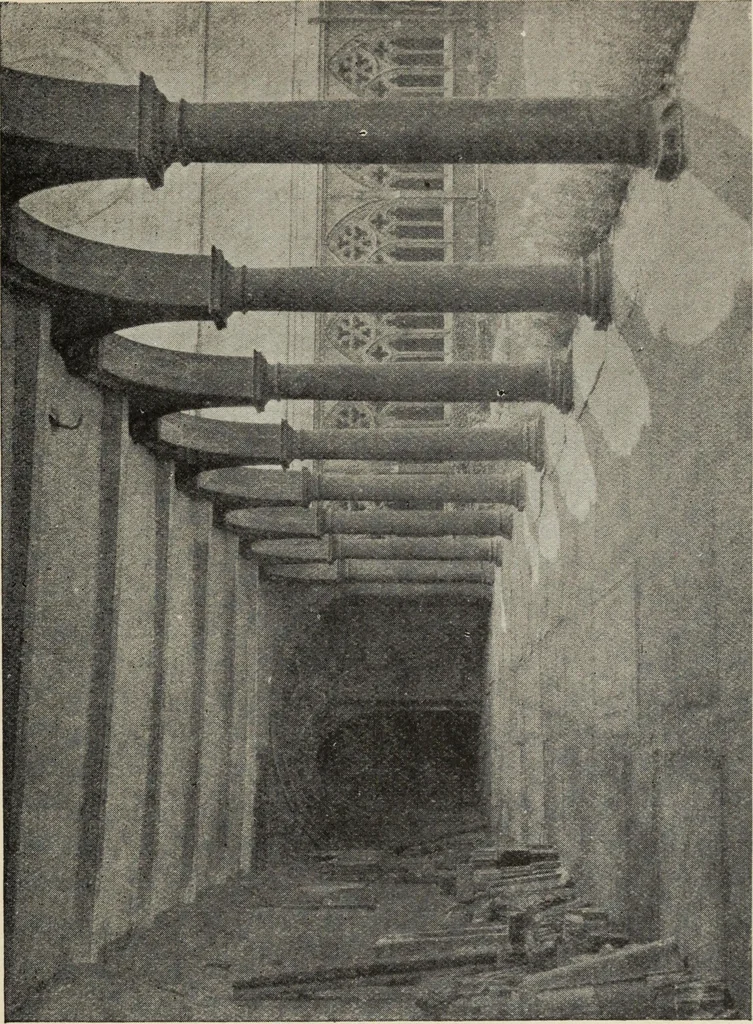 An illustration from Our English cathedrals ; their architectural beauties and characteristics, and their historical associations popularly described, together with chapters on the cathedral in mediaeval and in modern times, and in English poetry and prose; withmaps, plans, and numerous illustrations from photographs, 1911, leaf 152
