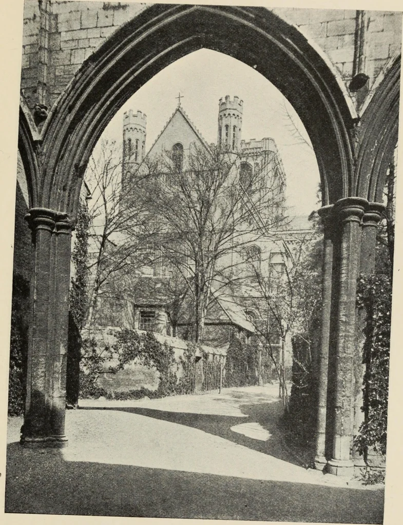 An illustration from Our English cathedrals ; their architectural beauties and characteristics, and their historical associations popularly described, together with chapters on the cathedral in mediaeval and in modern times, and in English poetry and prose; withmaps, plans, and numerous illustrations from photographs, 1911, leaf 174