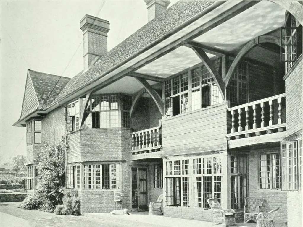 An illustration from Our homes and how to make the best of them, 1909, leaf 212