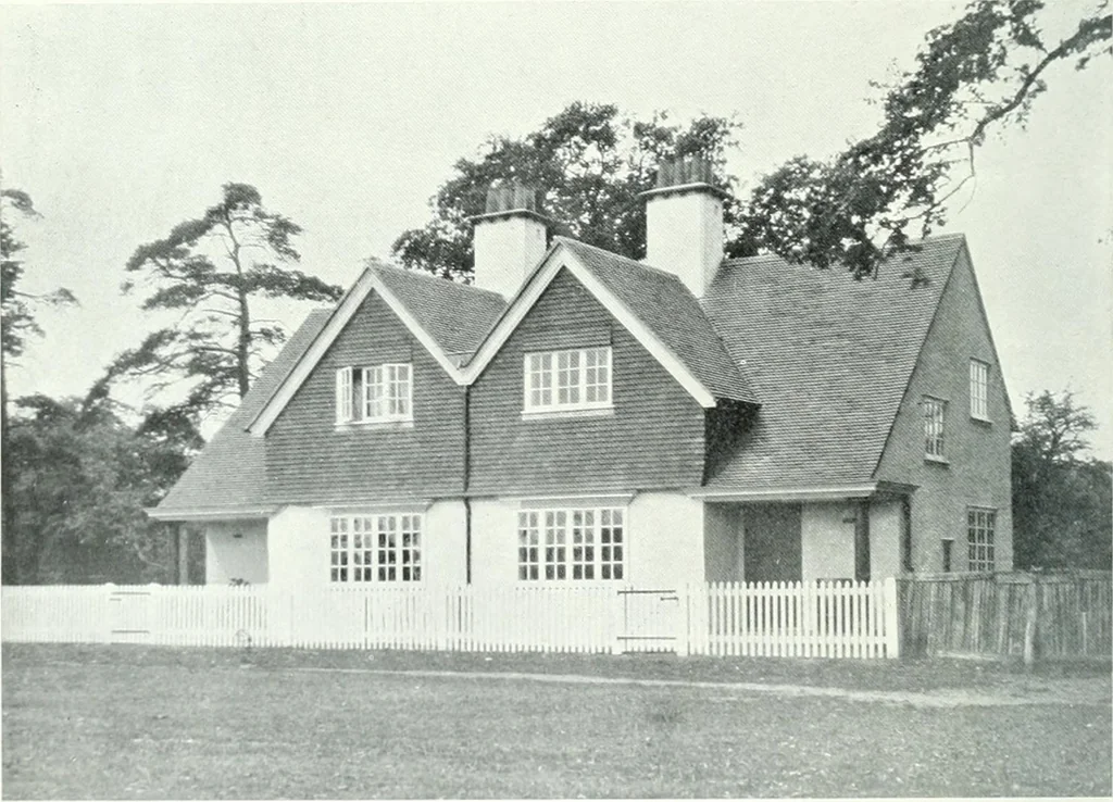 An illustration from Our homes and how to make the best of them, 1909, leaf 213