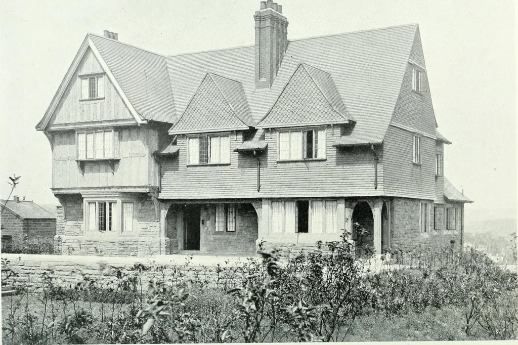 An illustration from Our homes and how to make the best of them, 1909, leaf 219