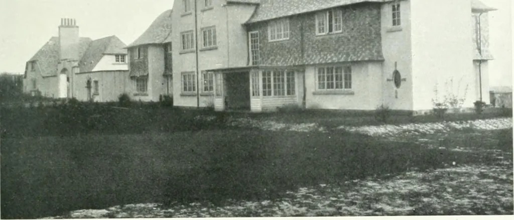 An illustration from Our homes and how to make the best of them, 1909, leaf 222