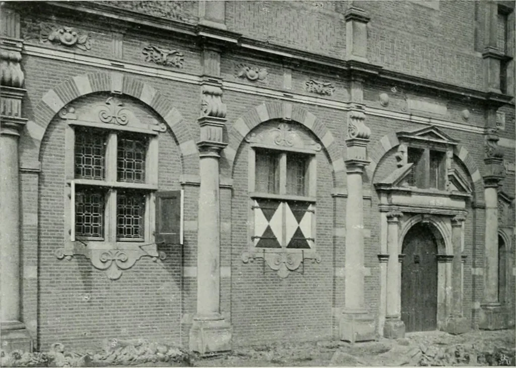 An illustration from De Nederlandsche monumenten van geschiedenis en kunst : geillustreerde beschrijving, 1912, leaf 101