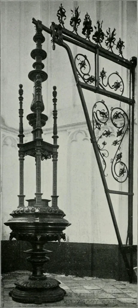 An illustration from De Nederlandsche monumenten van geschiedenis en kunst : geillustreerde beschrijving, 1912, leaf 163