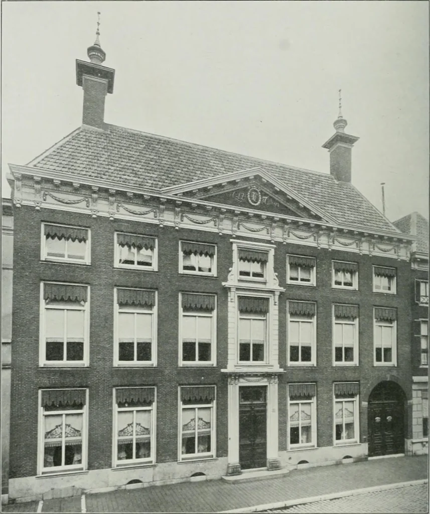 An illustration from De Nederlandsche monumenten van geschiedenis en kunst : geillustreerde beschrijving, 1912, leaf 285