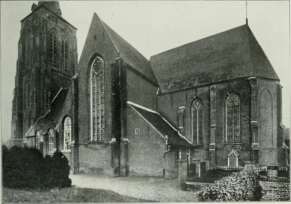An illustration from De Nederlandsche monumenten van geschiedenis en kunst : geillustreerde beschrijving, 1912, leaf 32