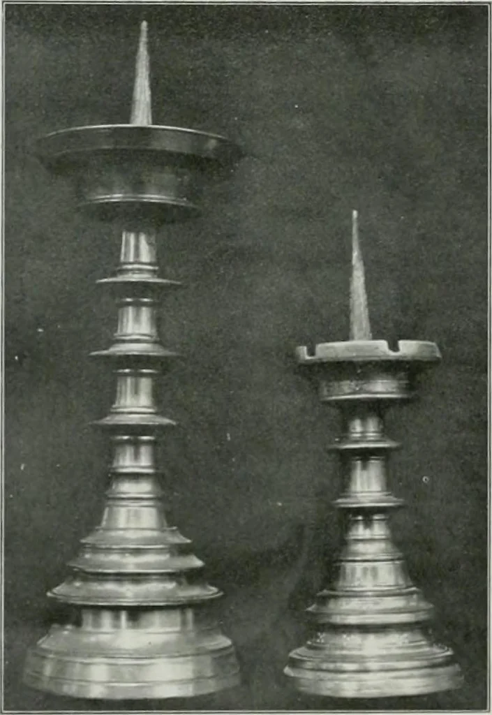 An illustration from De Nederlandsche monumenten van geschiedenis en kunst : geillustreerde beschrijving, 1912, leaf 335